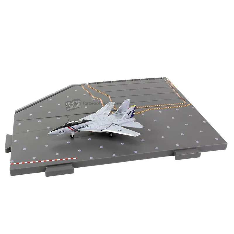 Forces of Valor 831103 CVN-65 Deck, Section C Deck + F-14A VF-2 “Bounty Hunters” Commande En Gros