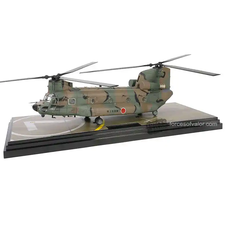 Commander Vite Forces of Valor 821005F Chinook CH-47JA helicopter Japan